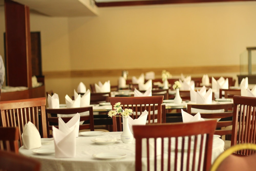 Hotel Janaki