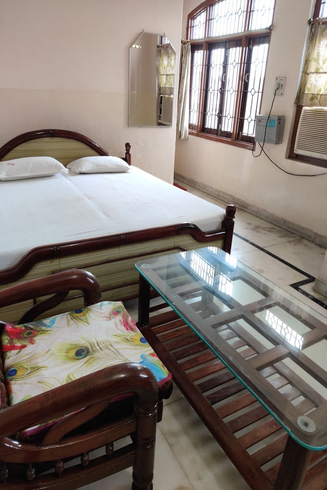 Hotel Krishan Kanhiya