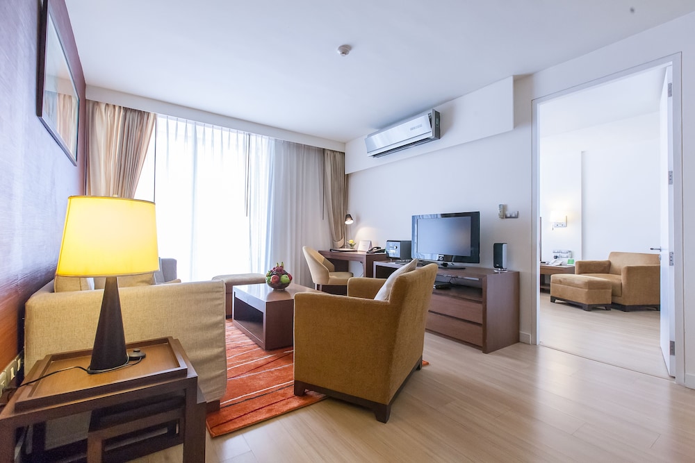 Oakwood Residence Sukhumvit 24 Bangkok