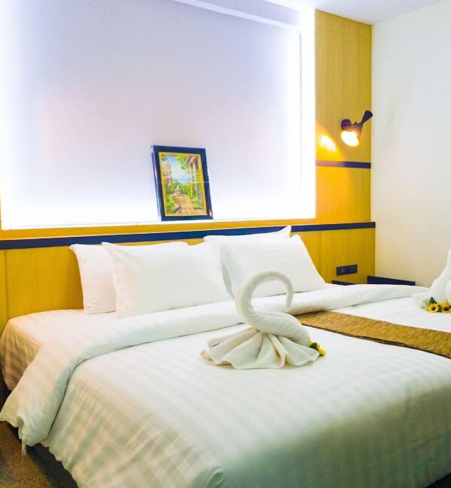 The Route Sriracha Hotel And Residence
