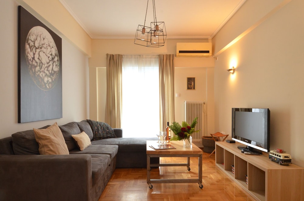 Exarchia a nice and cozy apartment