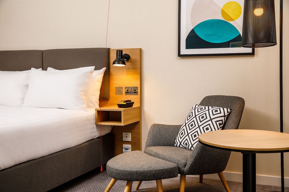 Holiday Inn Manchester Airport by IHG
