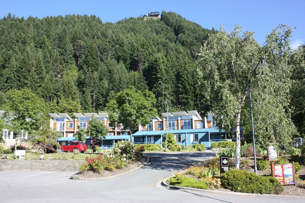 Hampshire Holiday Parks - Queenstown Lakeview