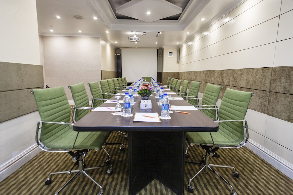 Royal Park Residence Hotel