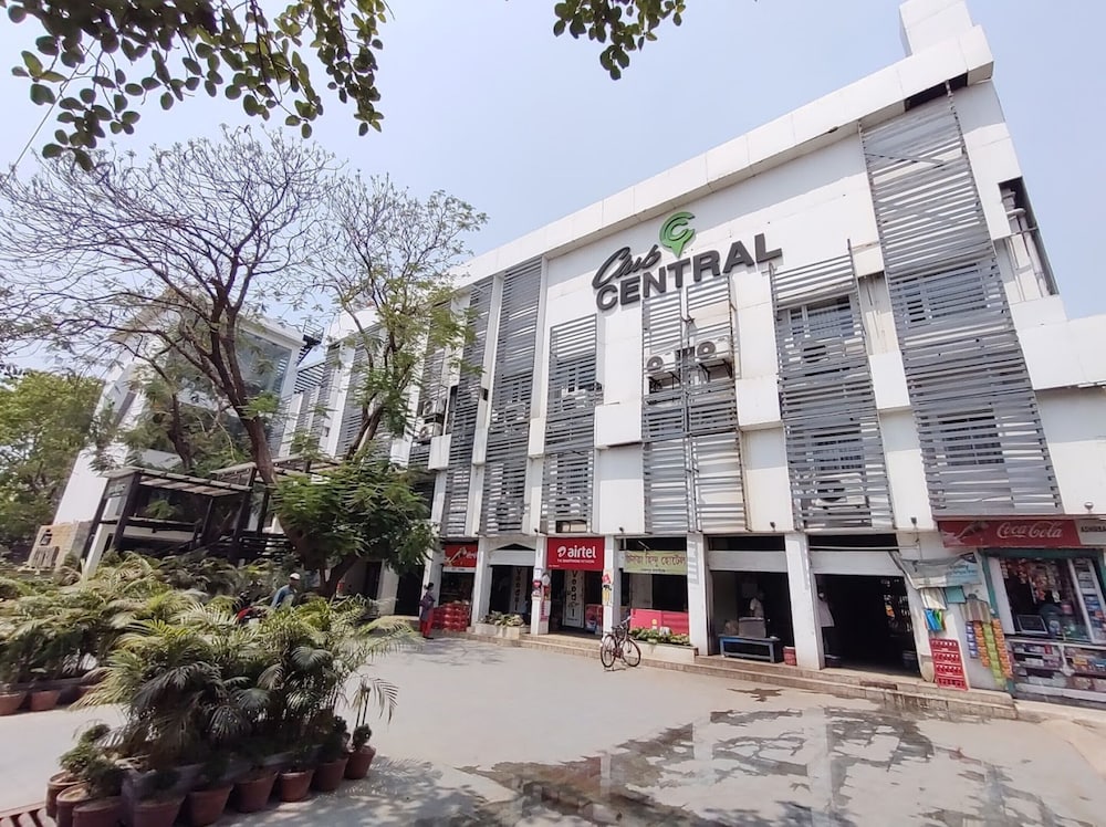 Club Central Hotel