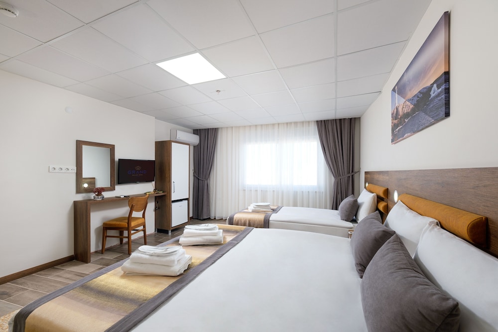 Grand Güllük Hotel