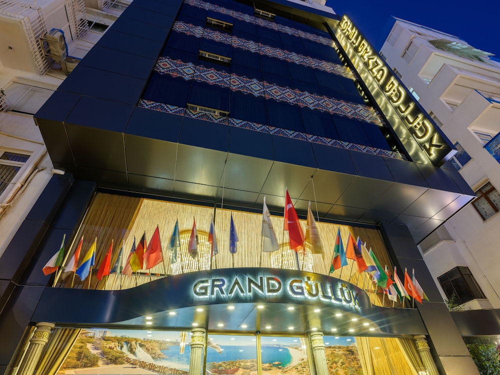 Grand Güllük Hotel