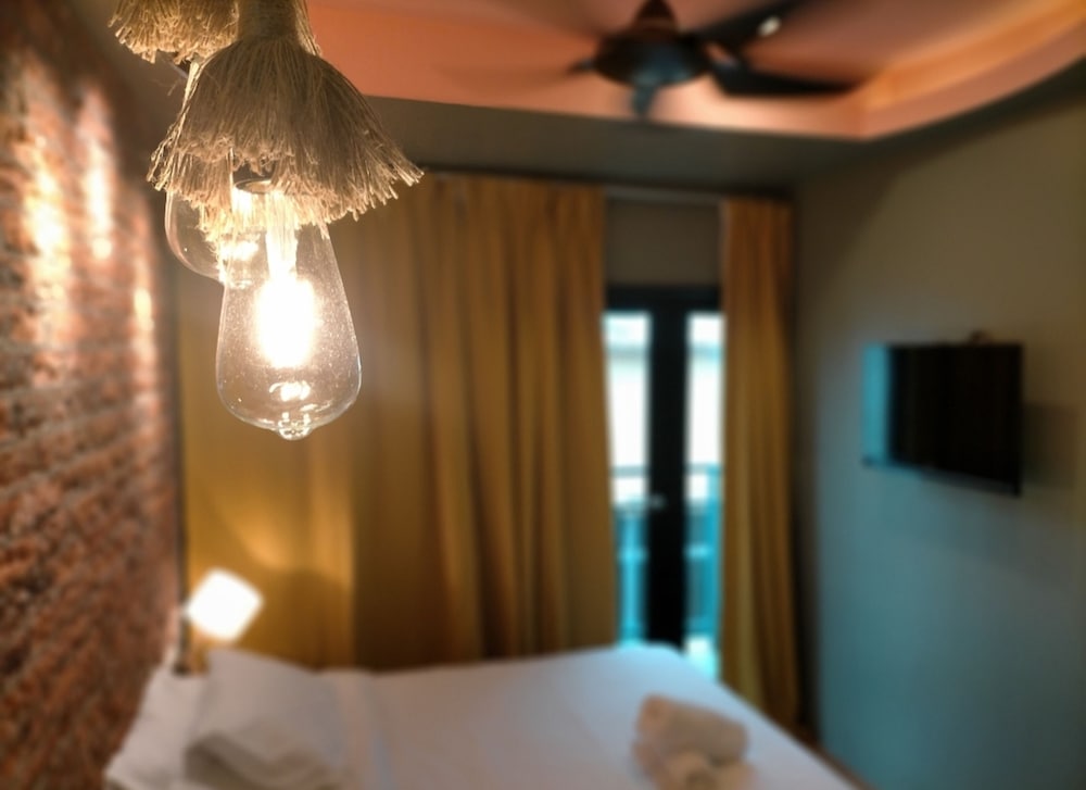 Smile Hotel Danau Kota