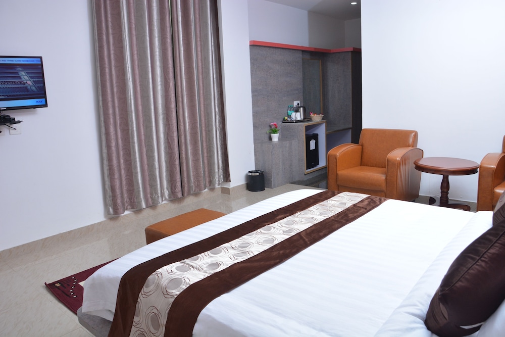 Hotel Shiva Sanctuary By DLS Hotels