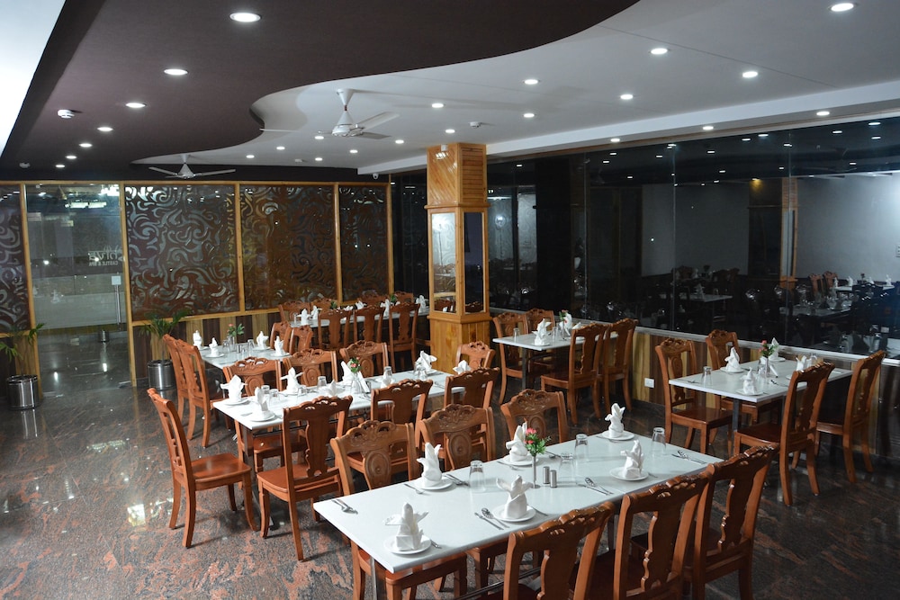 Hotel Shiva Sanctuary By DLS Hotels