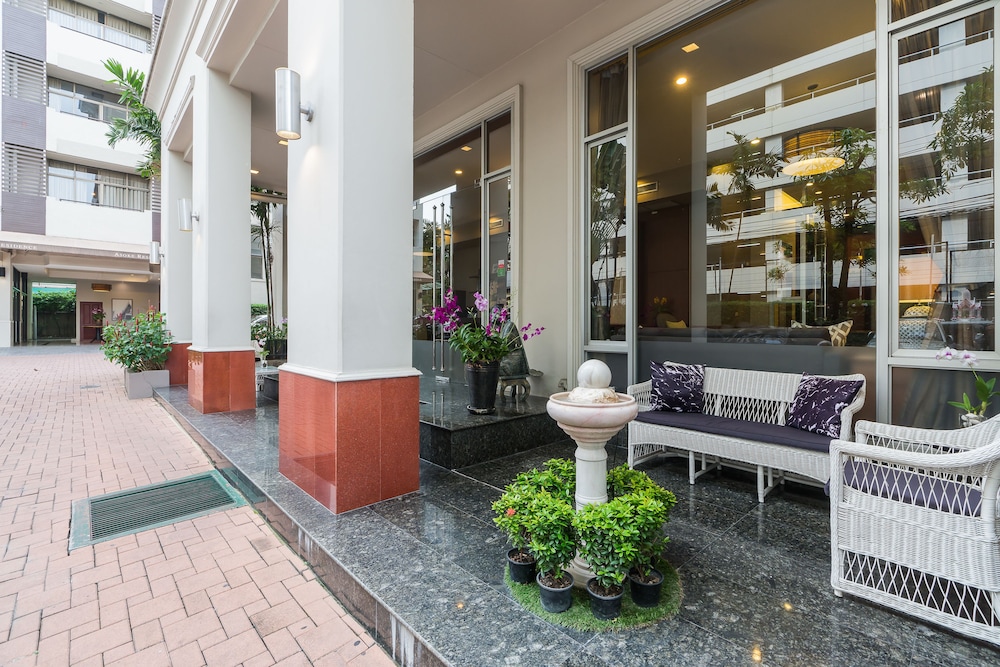 Asoke Residence Sukhumvit by UHG