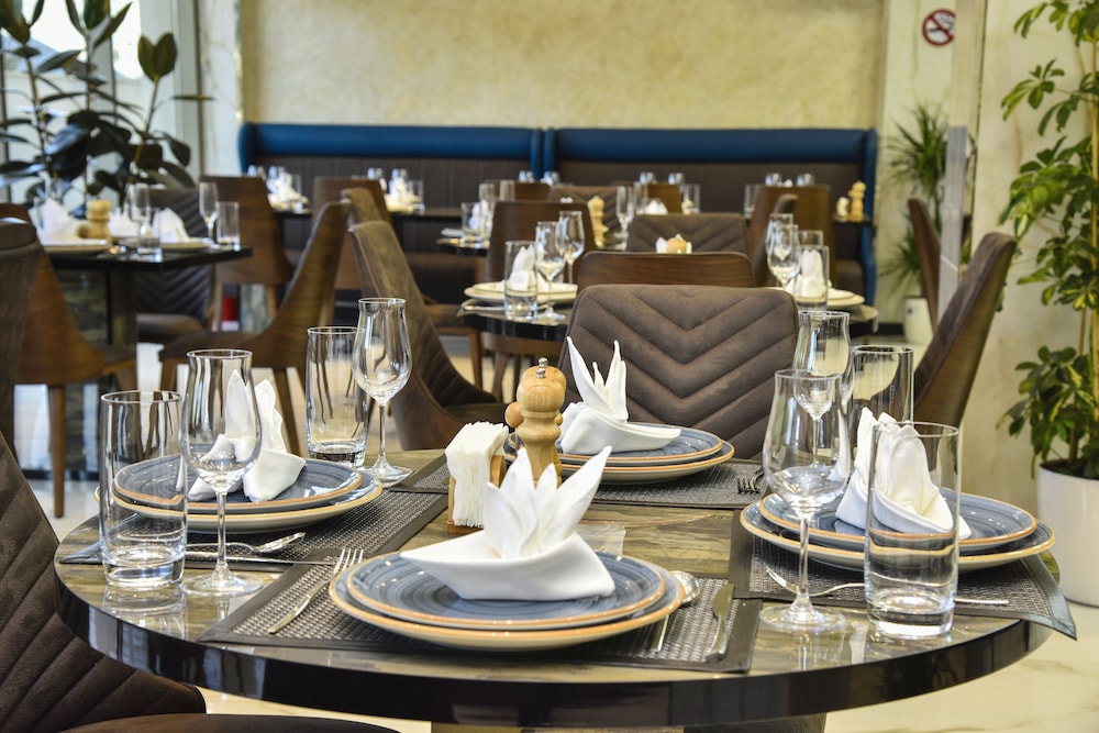 Supreme Hotel Baku