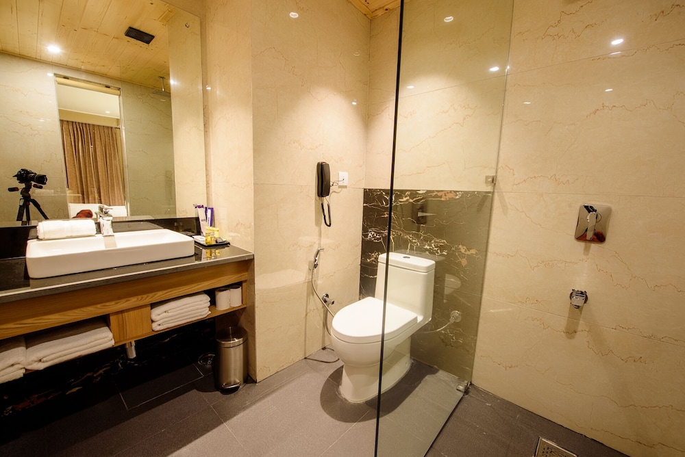NatureVilas Sarovar Portico 
