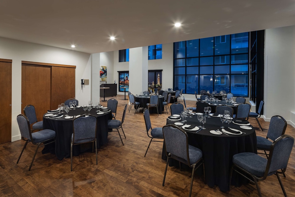 Hilton Garden Inn Montreal Centre ville