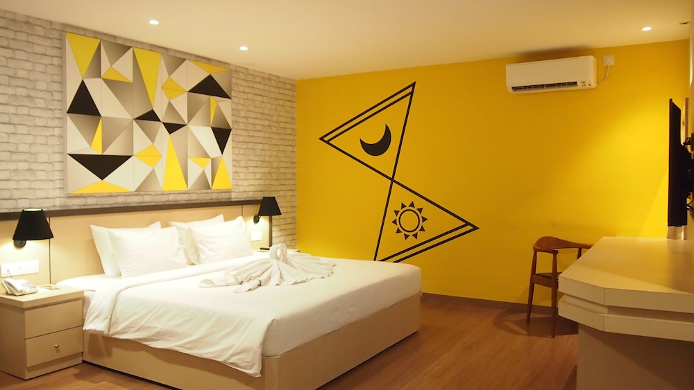Nite & Day Laguna Bintan - Tanjungpinang