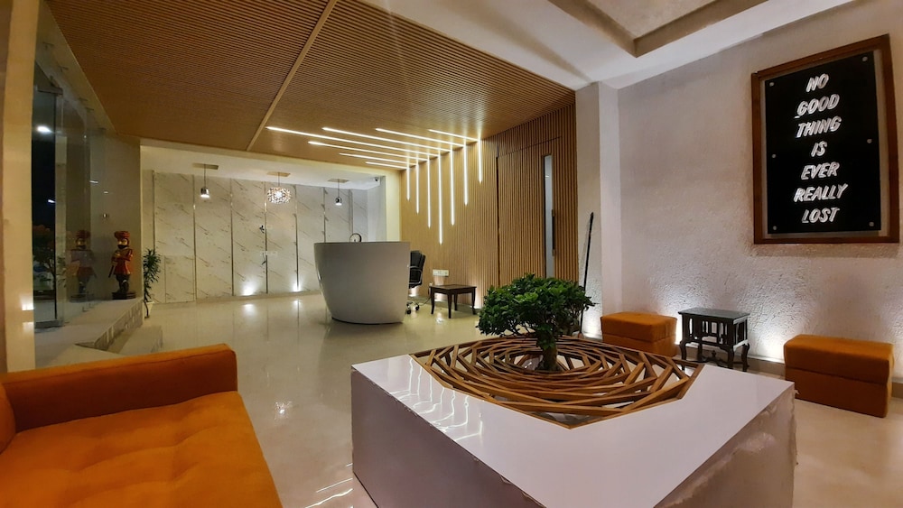 Hotel Sai Village Cyber Park Gurgaon