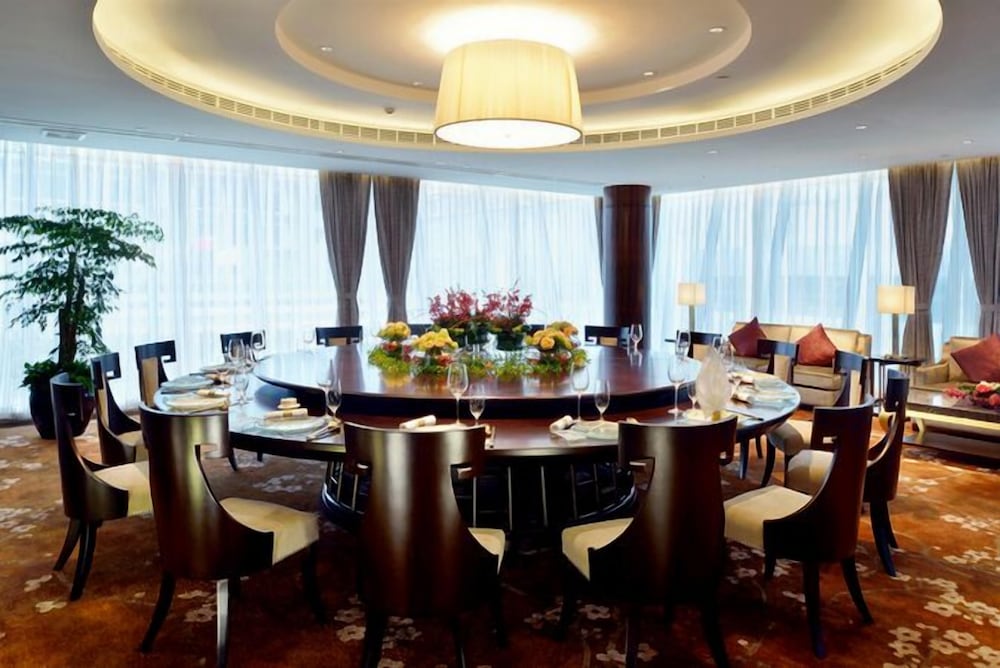 Howard Johnson IFC Plaza Ningbo