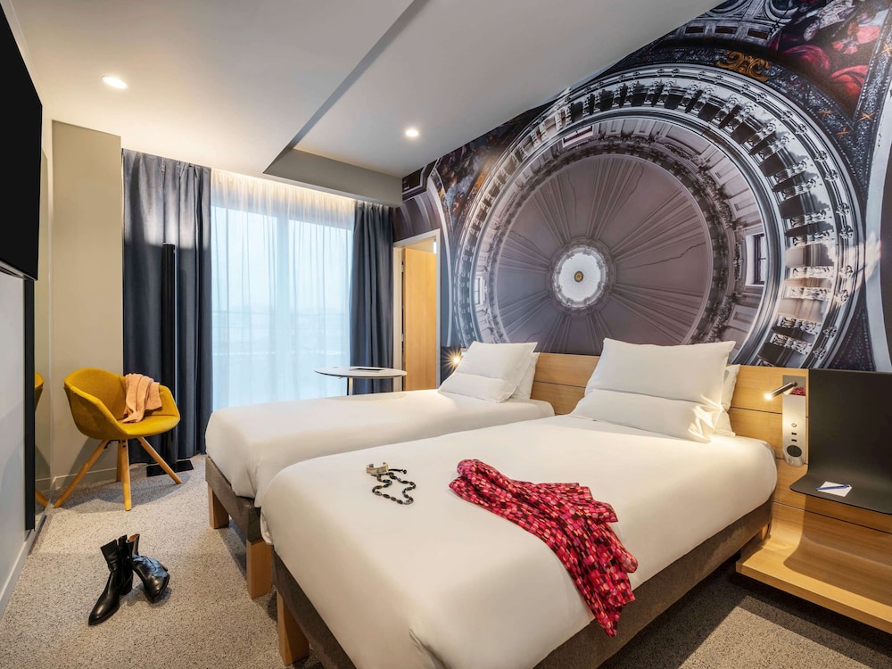 Novotel Belleville Paris 20