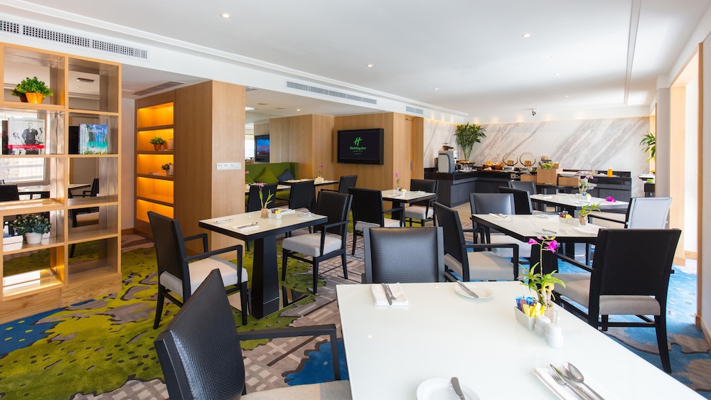 Holiday Inn Bangkok By IHG