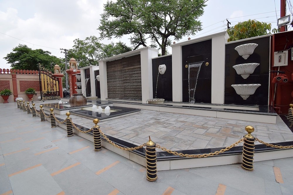 Umaid Mahal - A Heritage Style Boutique Hotel