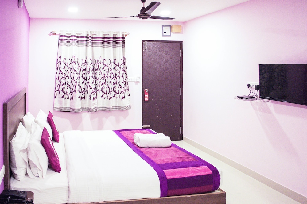 Capital O 5683 SS Suites