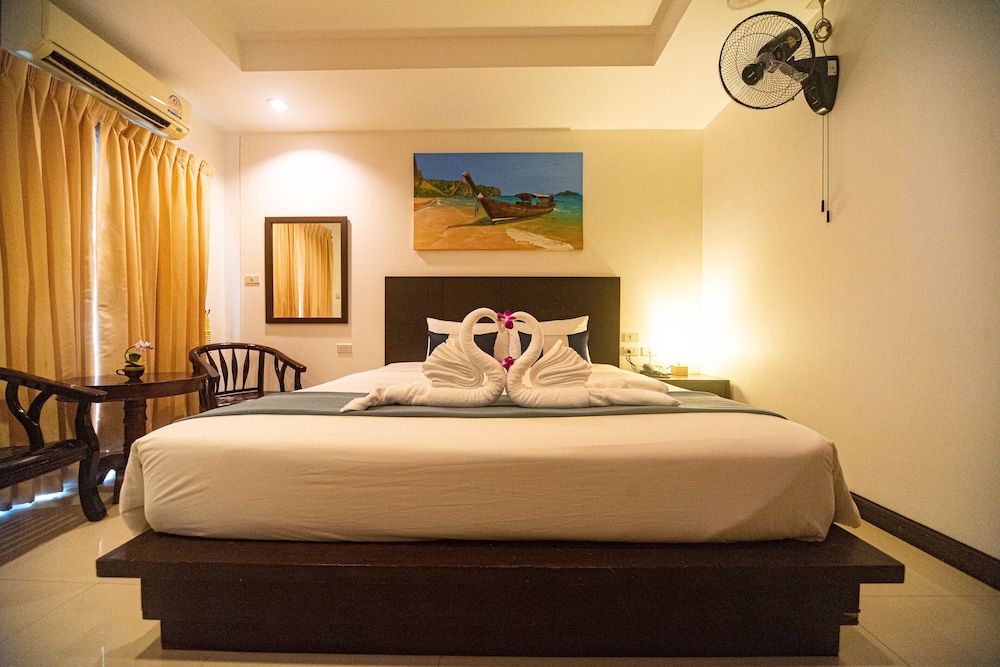 Patong Voyage Place