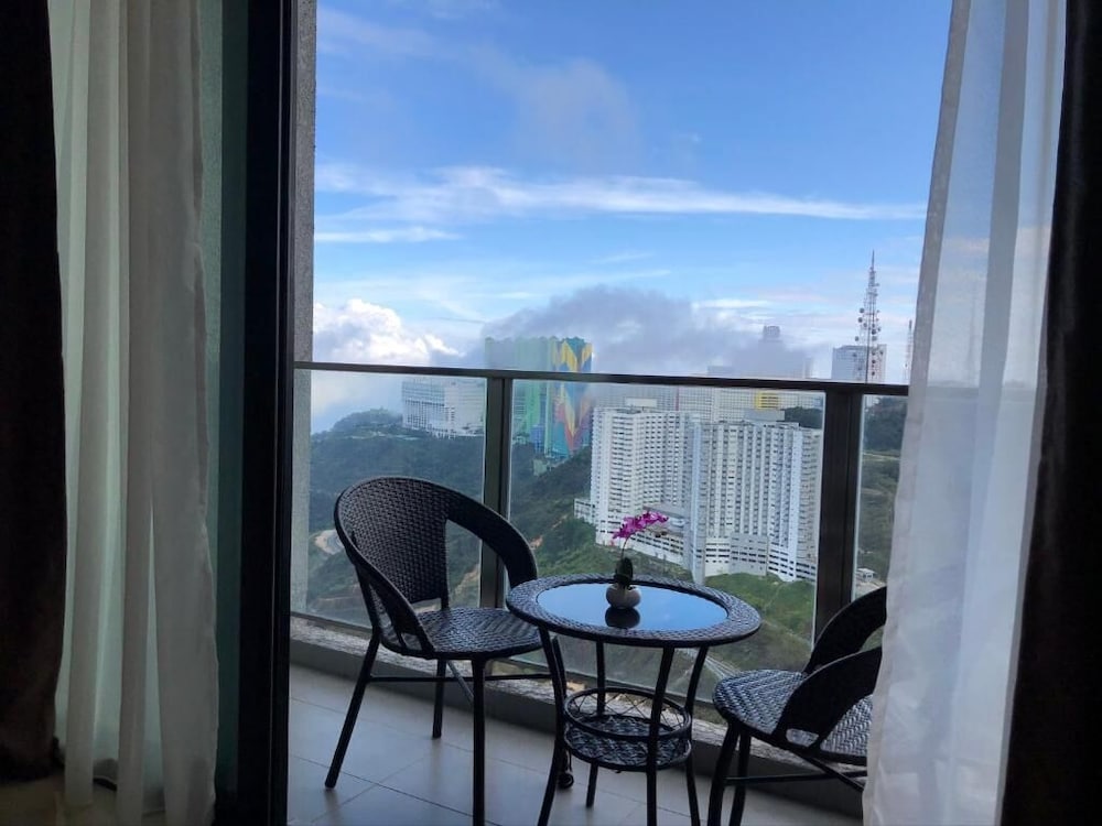 Sky D'Mont Suites