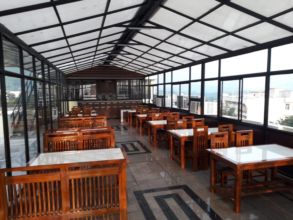  Hotel Royal Stay