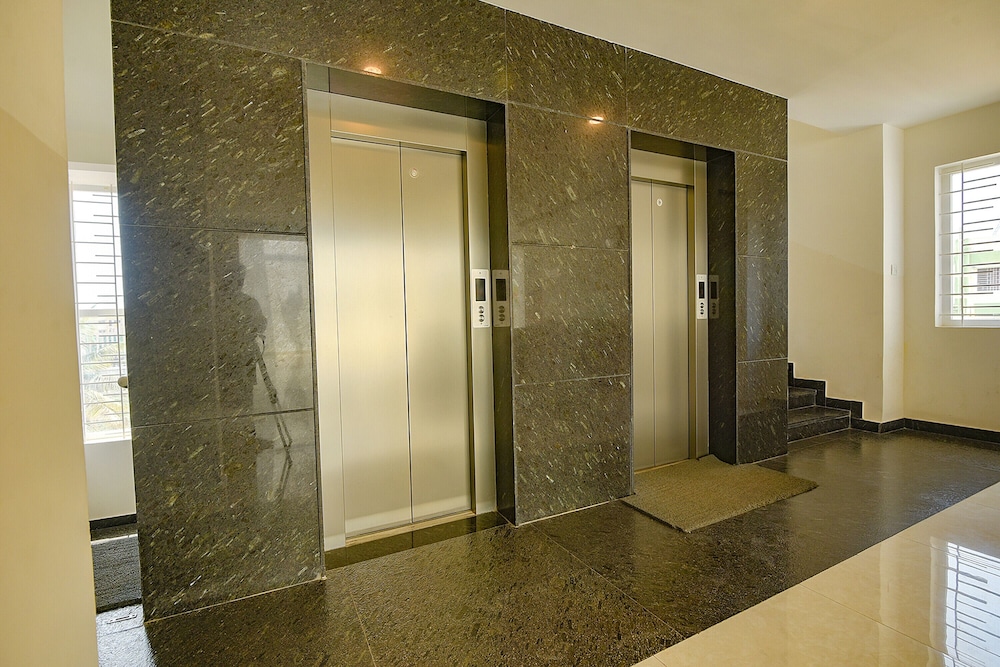 FabHotel Champion Gateway