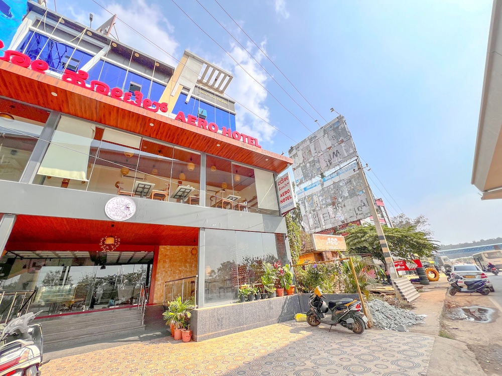 Aero Hotel