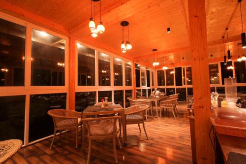 The Woods Retreat