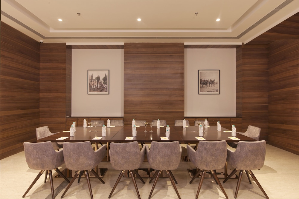 Country Inn Premier Amritsar