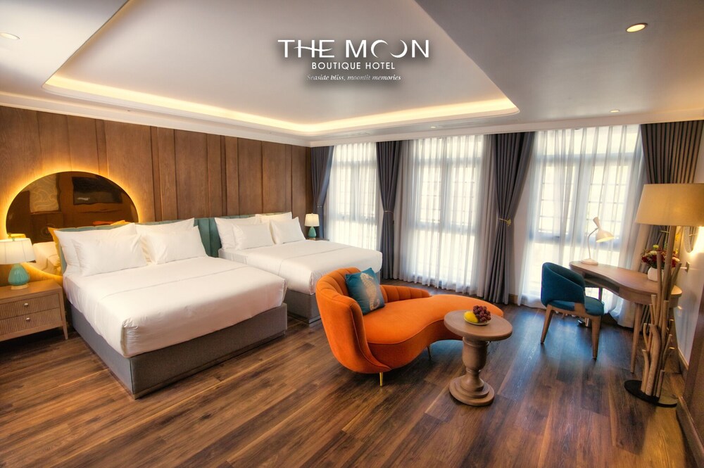 The Moon Boutique Hotel Cat Ba