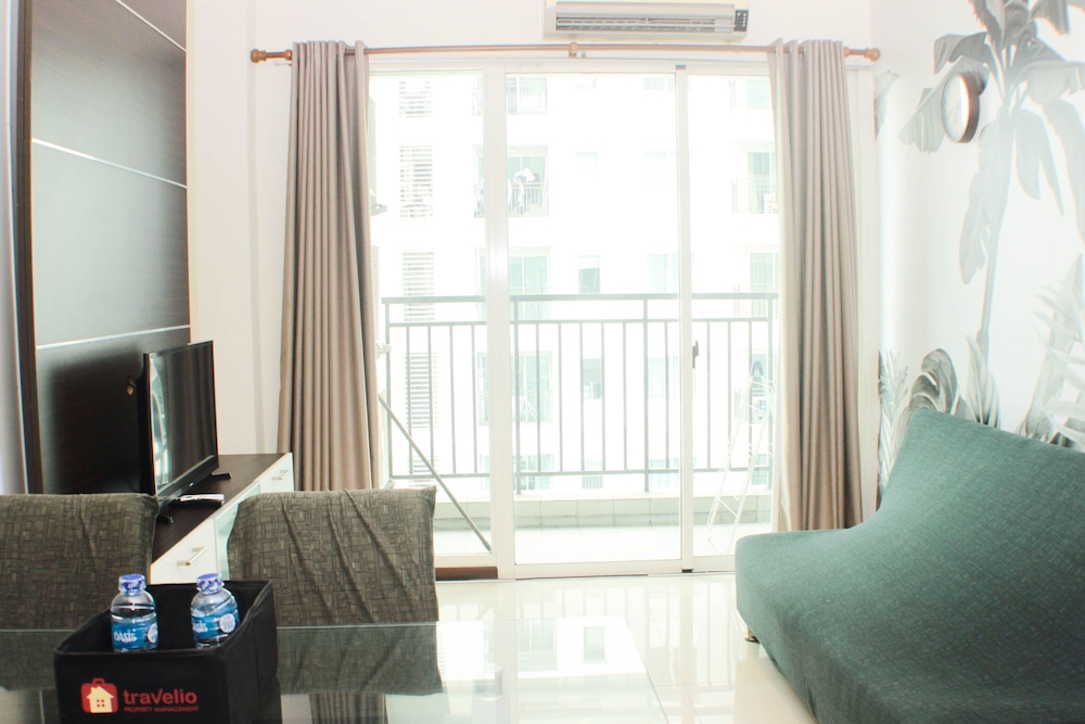 The Convenient 2BR Apartment at Jakarta Residence