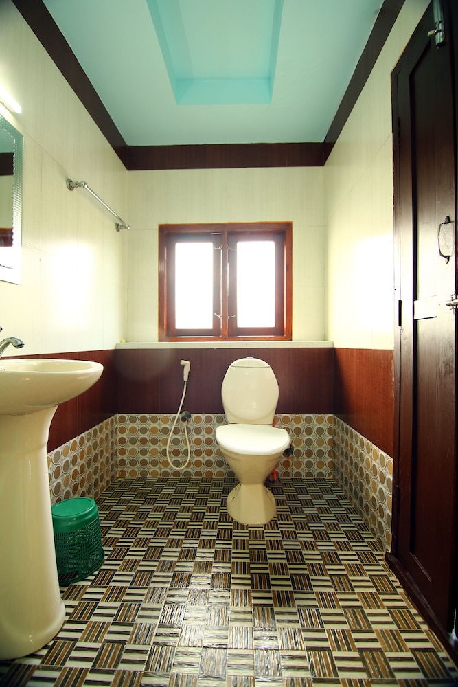 Beachparadise Daycruise houseboat