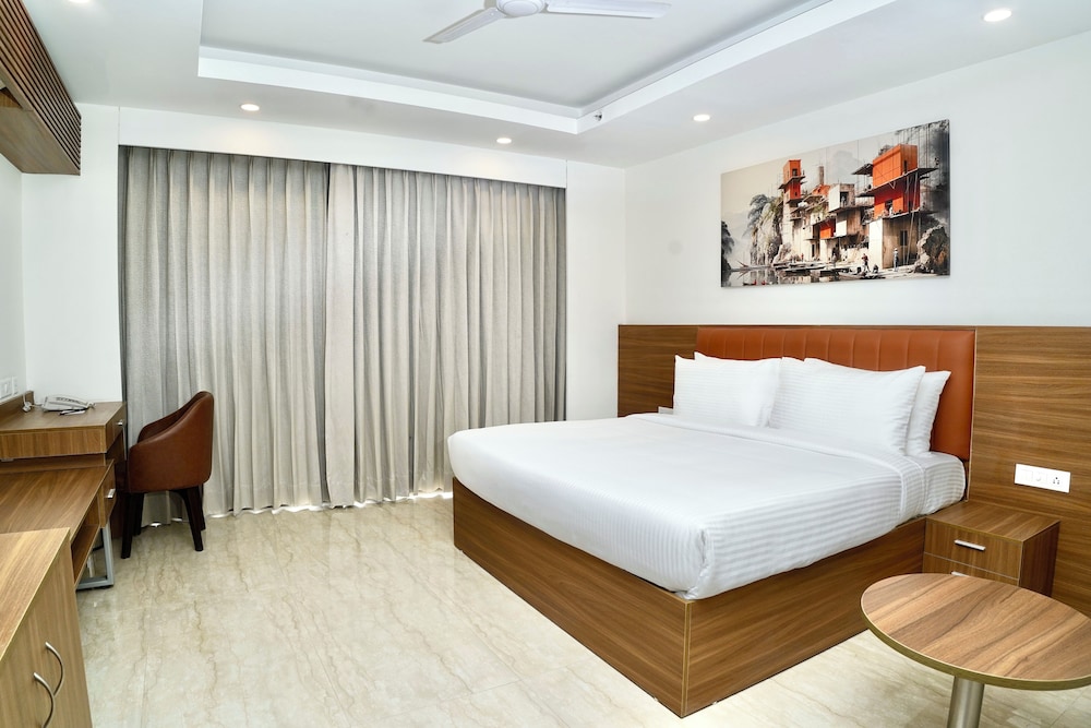 Alivaa Hotel Gurugram Sohna Road City Center
