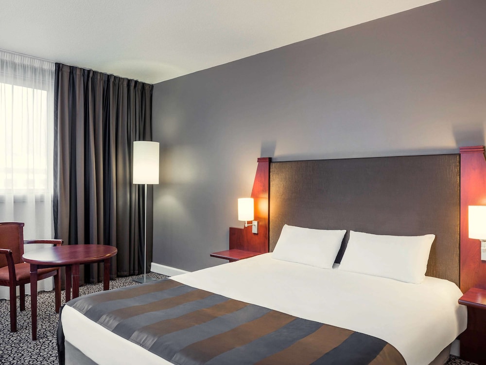 Mercure Paris Val De Fontenay