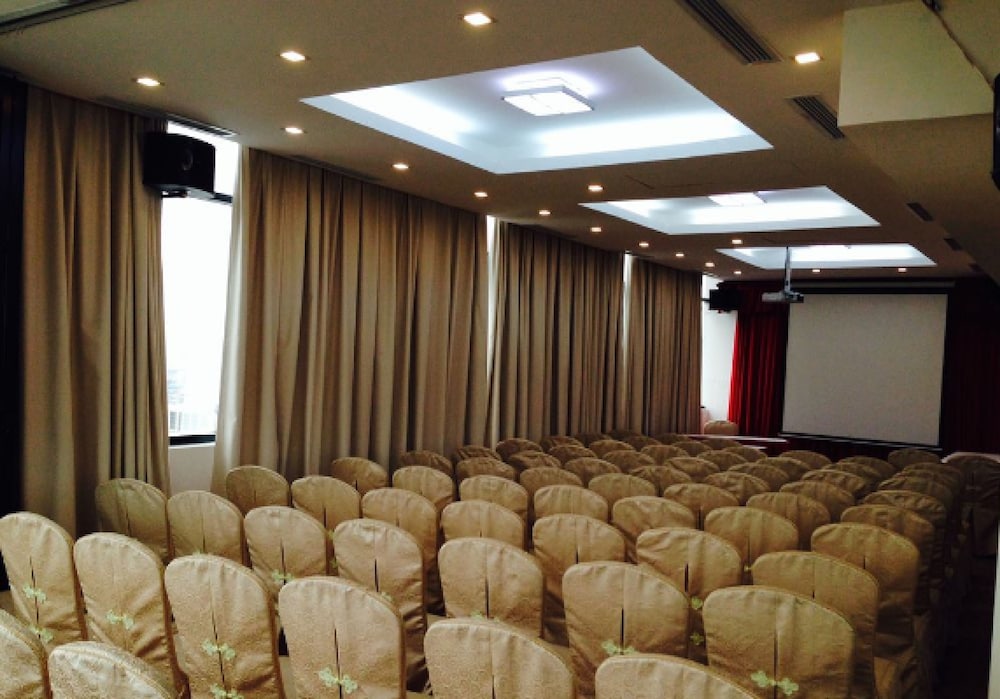 Nesta Hotel Ha Noi
