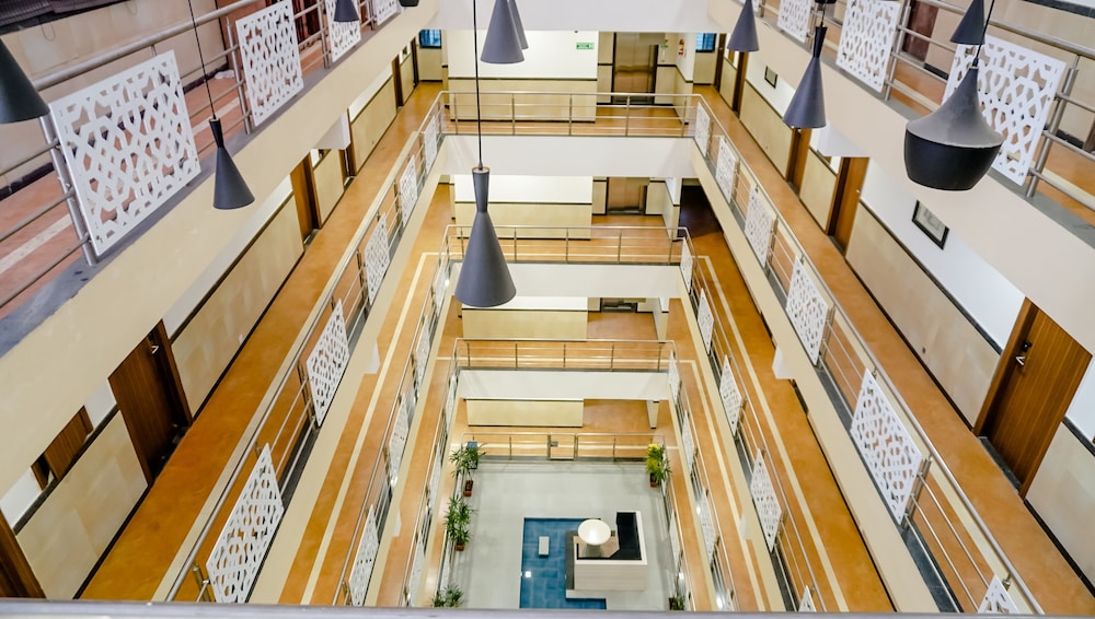 The Altruist Business Hotel NM-1