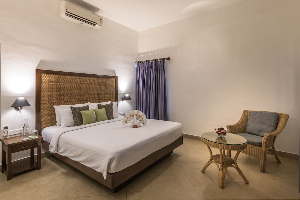 Club Mahindra Resort - Ashtamudi, Kerala