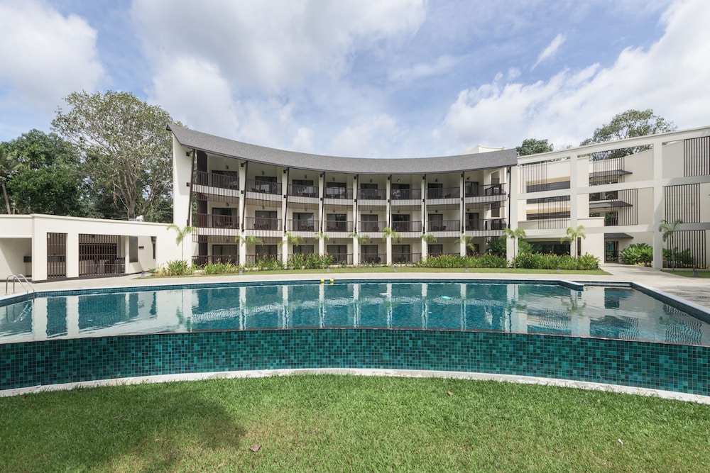 Club Mahindra Resort - Ashtamudi, Kerala