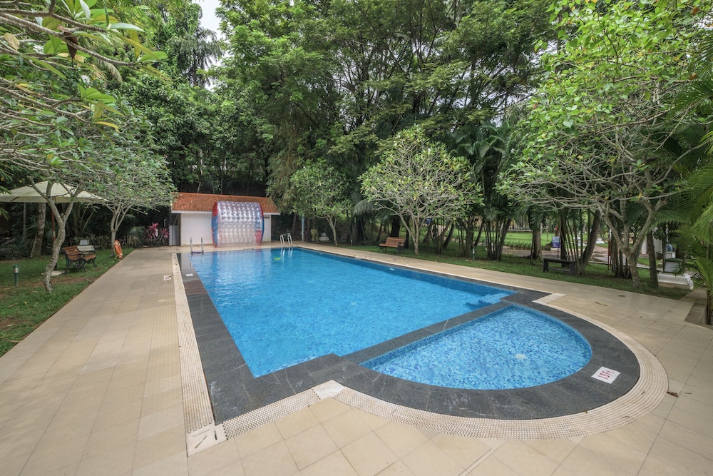 Club Mahindra Resort - Ashtamudi, Kerala