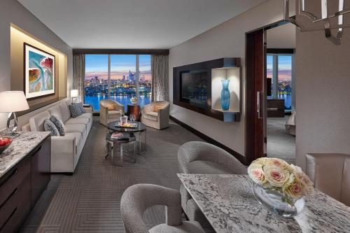Crown Towers Perth — property photograph 4