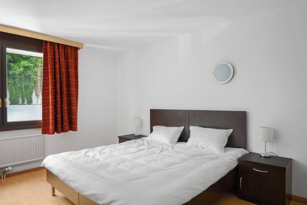 Neuchatel City Hotel