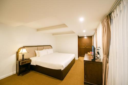 Hanoi Marigold Hotel
