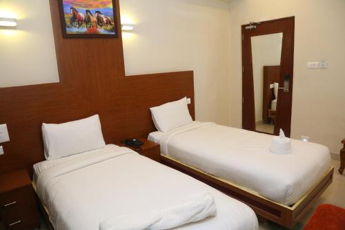 HOTEL SKML GRAND