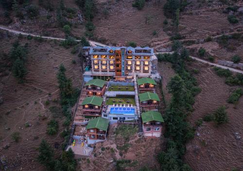 juSTa Cliffend Resort & Spa, Mashobra