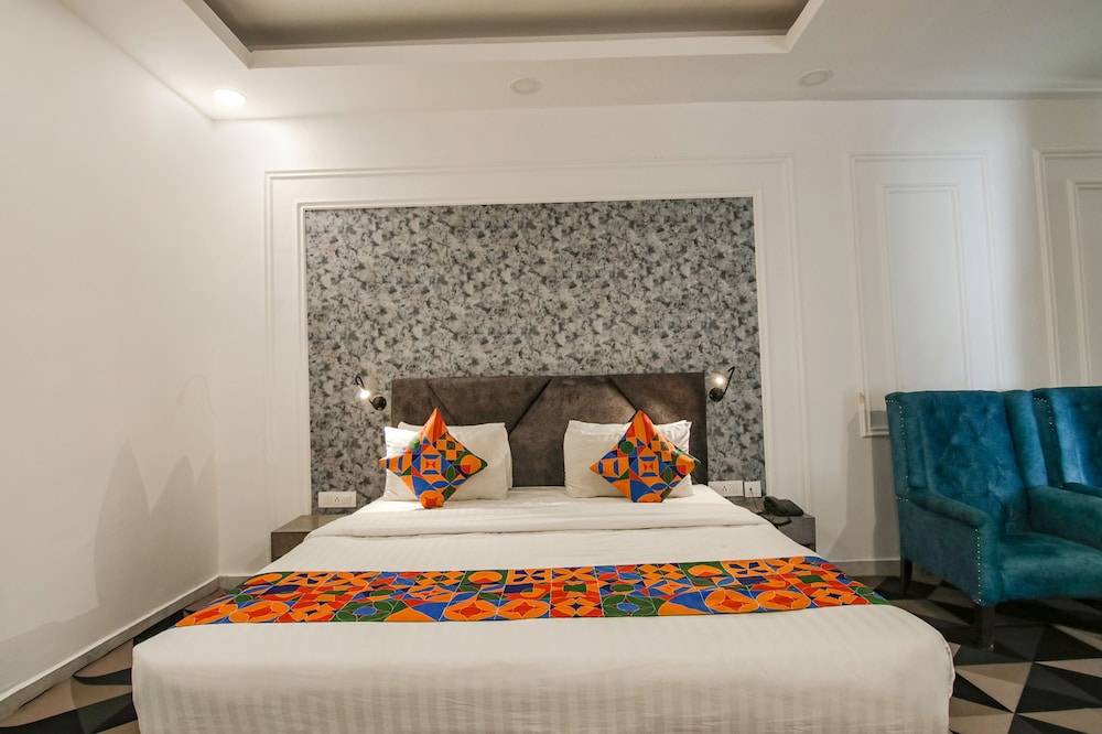 Fabhotel Marritt Grand