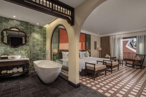 The Signature Hoi An