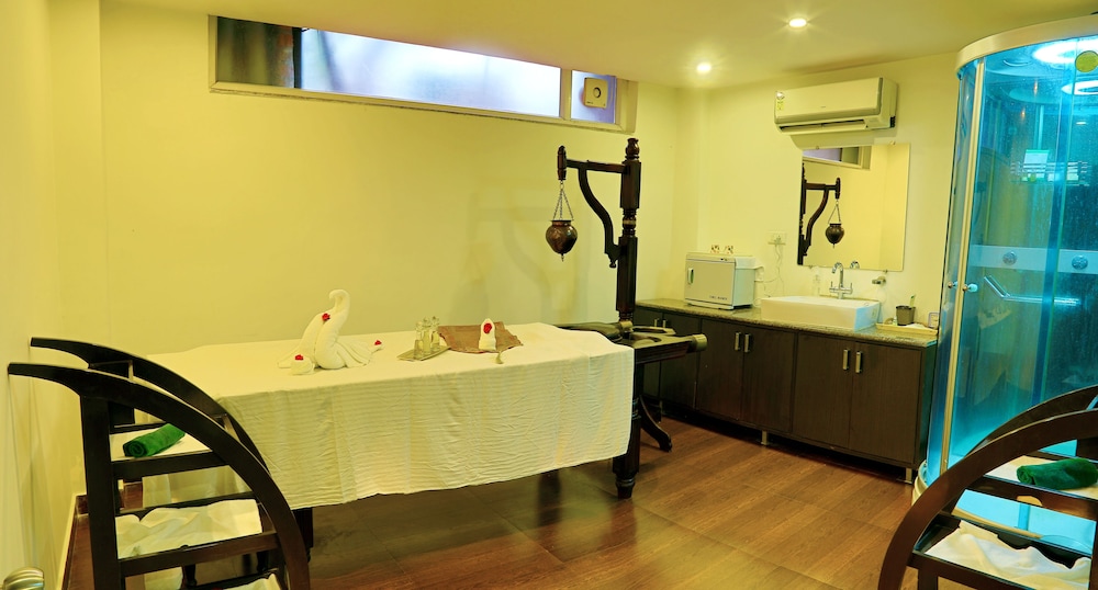 The Grand Shiva Resort and Spa